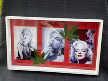 Load image into Gallery viewer, Marilyn Monroe Rolling Tray
